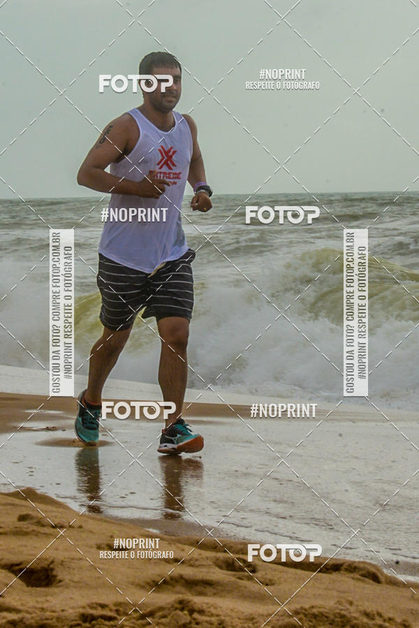 Achetez vos photos de l'vnementEXTREME BEACH RUN sur Fotop