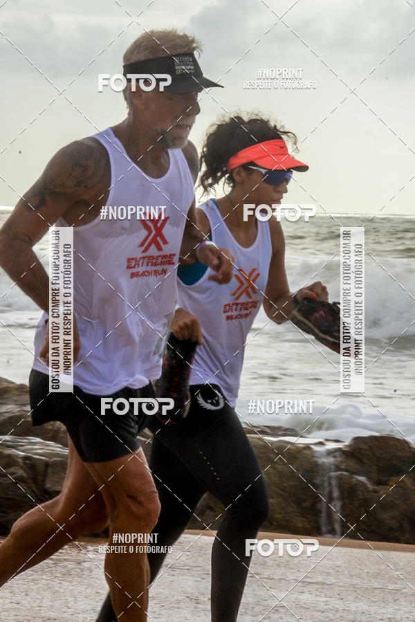 Achetez vos photos de l'vnementEXTREME BEACH RUN sur Fotop