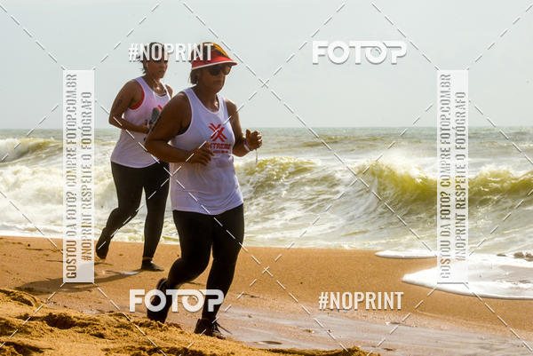 Achetez vos photos de l'vnementEXTREME BEACH RUN sur Fotop