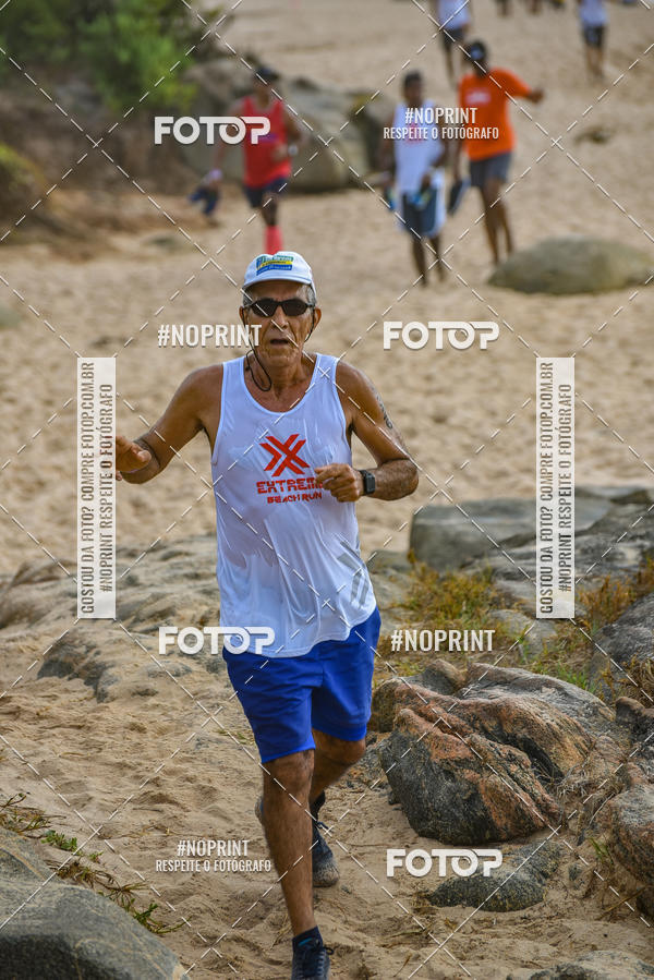 Achetez vos photos de l'vnementEXTREME BEACH RUN sur Fotop