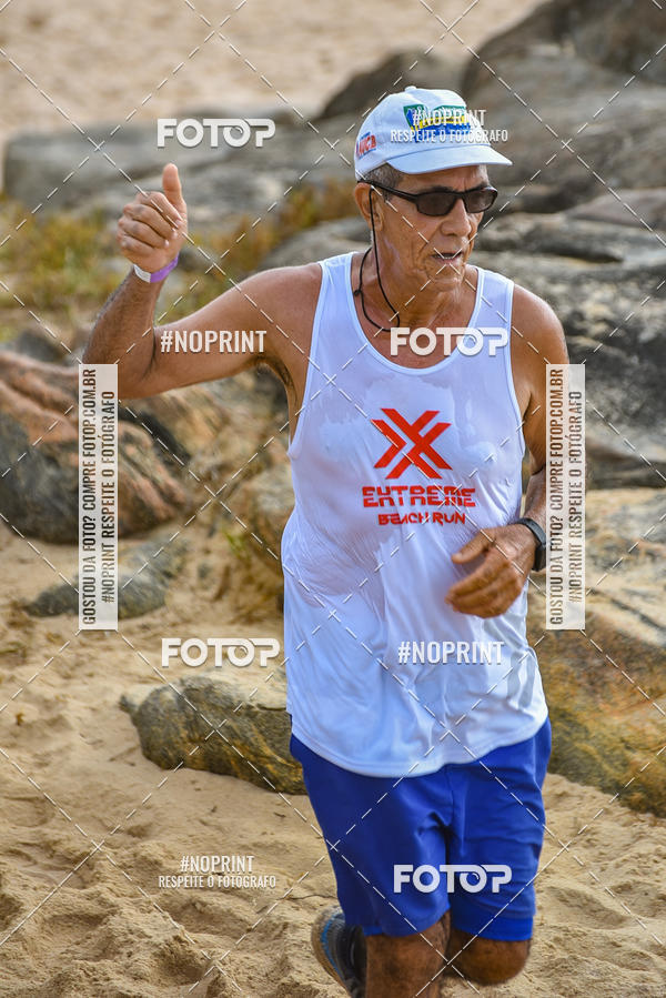 Achetez vos photos de l'vnementEXTREME BEACH RUN sur Fotop