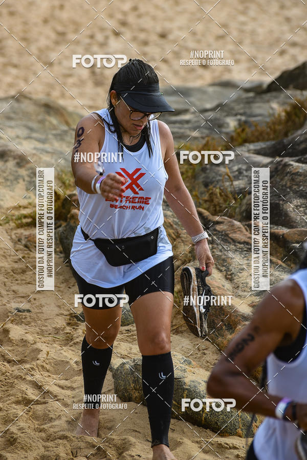 Achetez vos photos de l'vnementEXTREME BEACH RUN sur Fotop