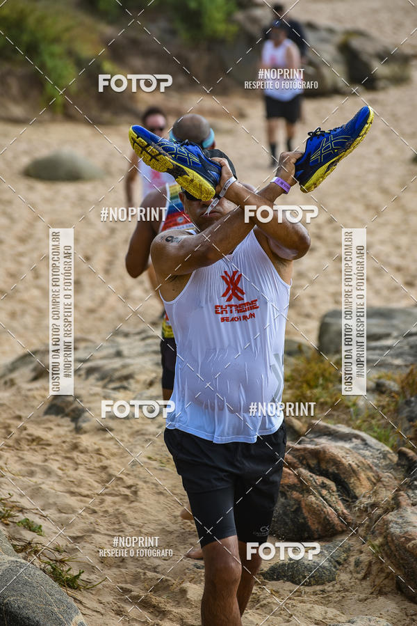 Achetez vos photos de l'vnementEXTREME BEACH RUN sur Fotop