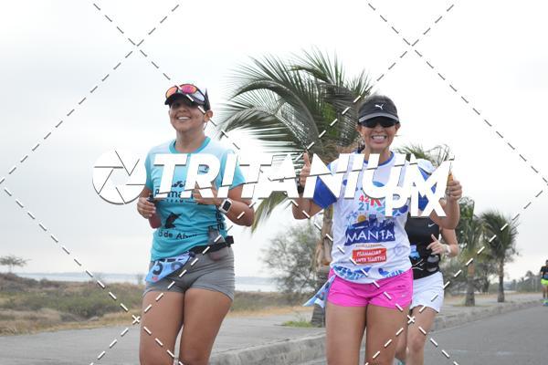 Buy your photos of the eventManta Marathon on Fotop