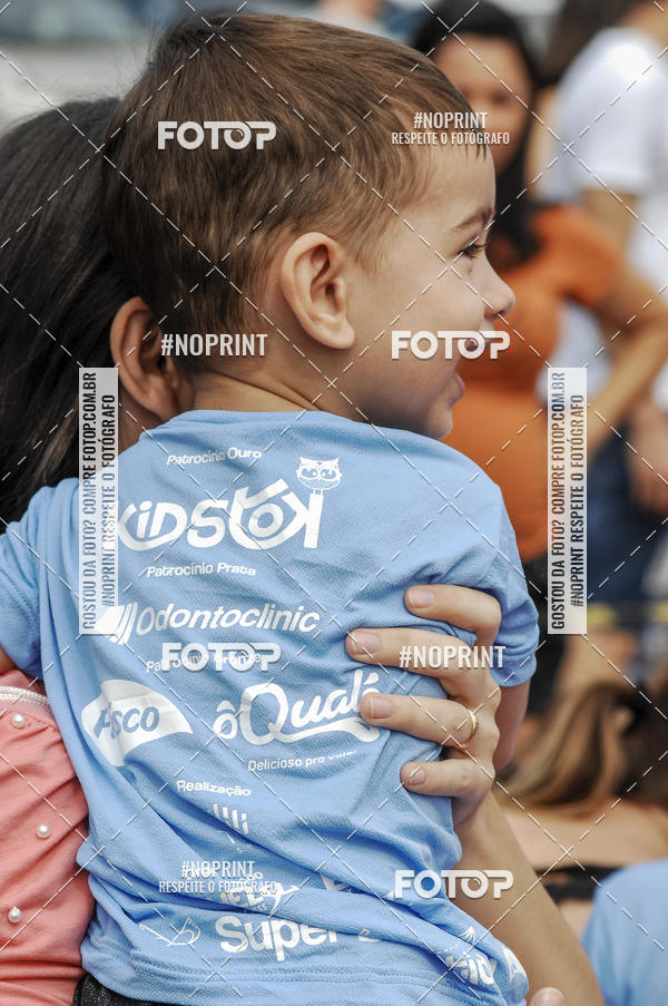 Buy your photos of the eventCorrida Kids Tivoli on Fotop