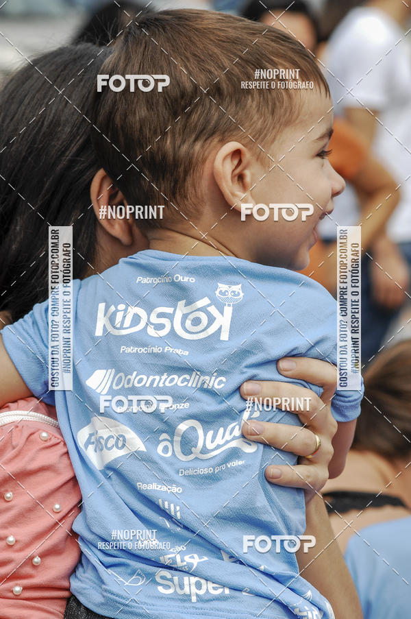 Buy your photos of the eventCorrida Kids Tivoli on Fotop