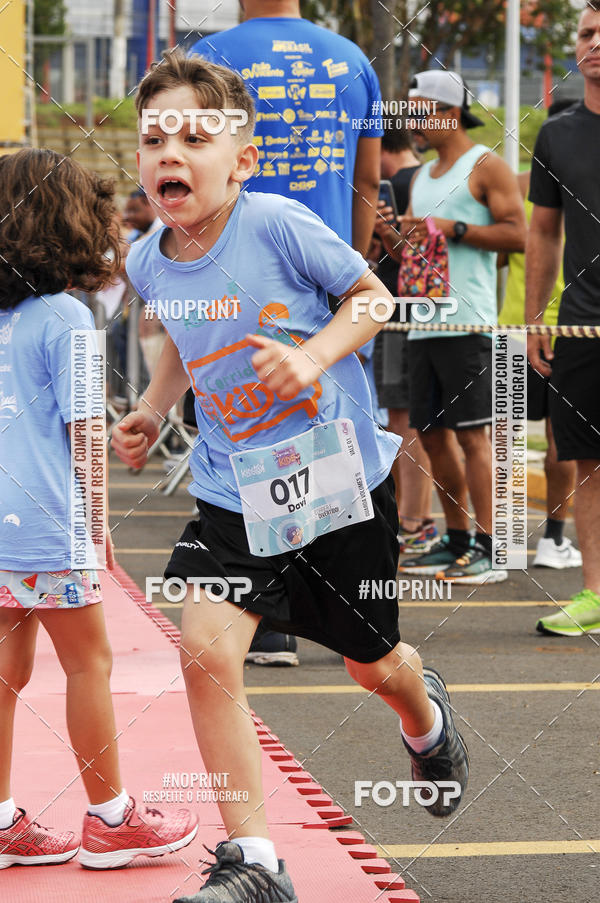 Achetez vos photos de l'vnementCorrida Kids Tivoli sur Fotop