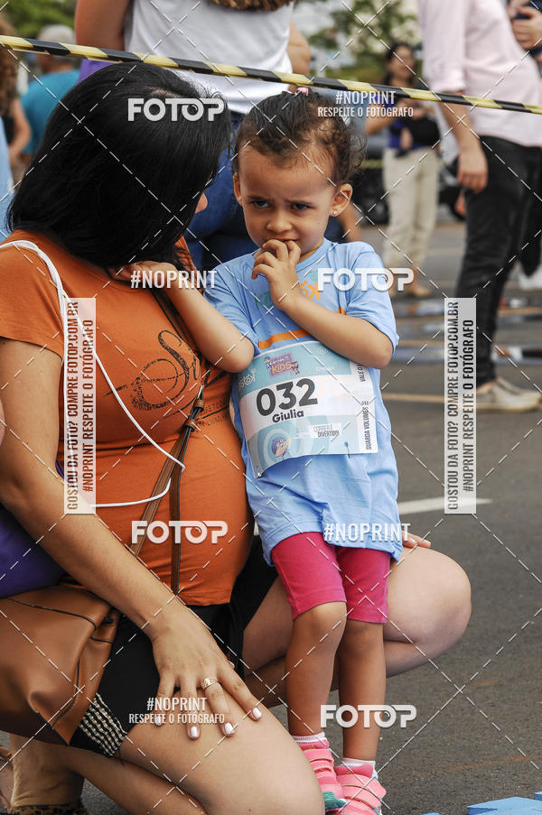 Achetez vos photos de l'vnementCorrida Kids Tivoli sur Fotop