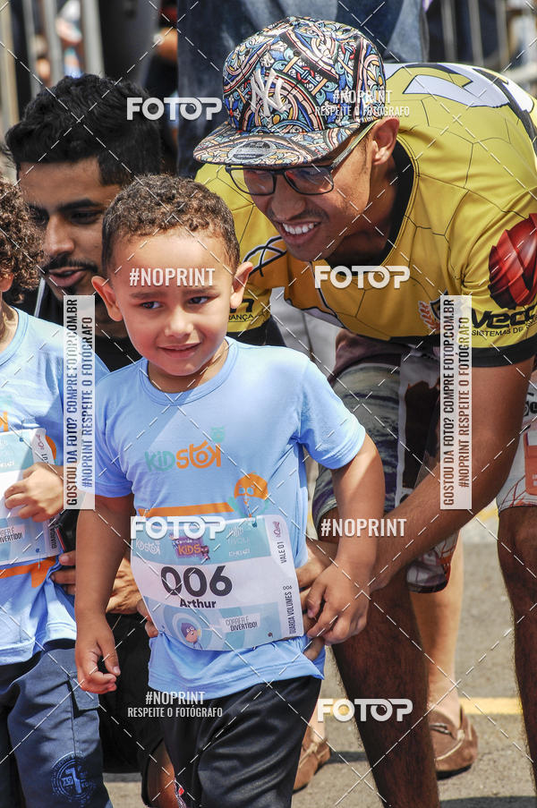 Buy your photos of the eventCorrida Kids Tivoli on Fotop