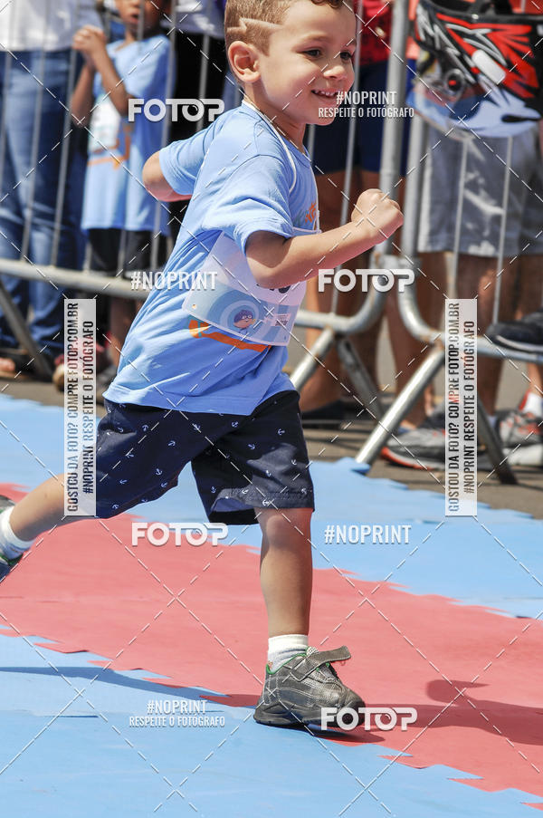 Achetez vos photos de l'vnementCorrida Kids Tivoli sur Fotop