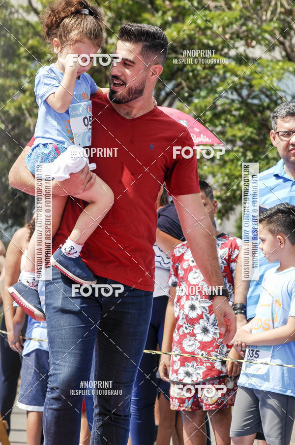 Achetez vos photos de l'vnementCorrida Kids Tivoli sur Fotop