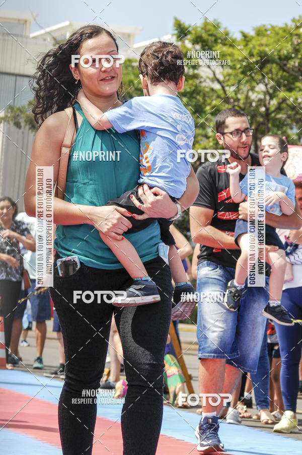 Achetez vos photos de l'vnementCorrida Kids Tivoli sur Fotop