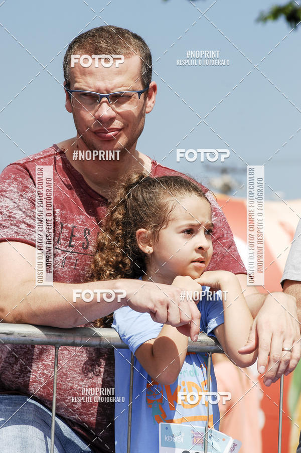 Achetez vos photos de l'vnementCorrida Kids Tivoli sur Fotop