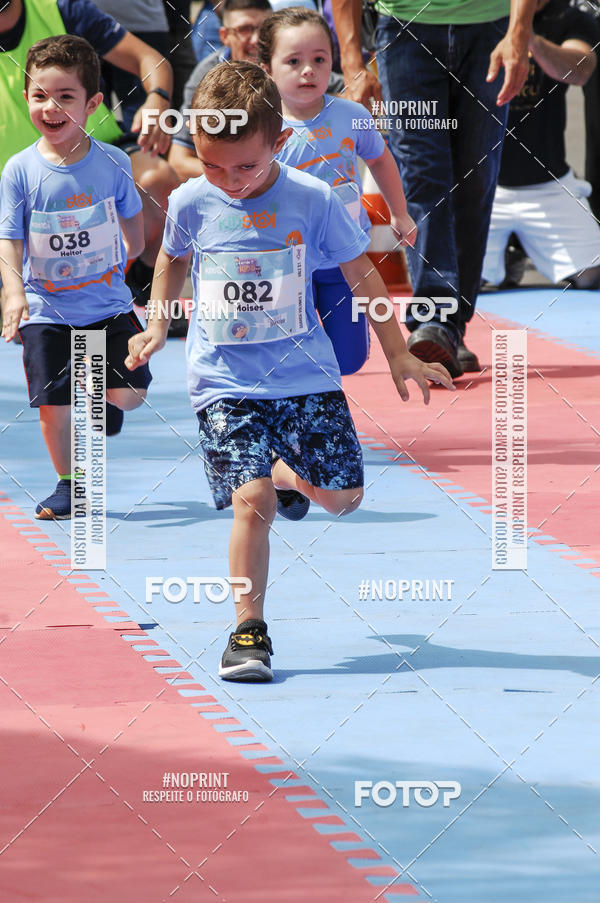 Buy your photos of the eventCorrida Kids Tivoli on Fotop