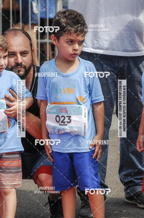 Achetez vos photos de l'vnementCorrida Kids Tivoli sur Fotop