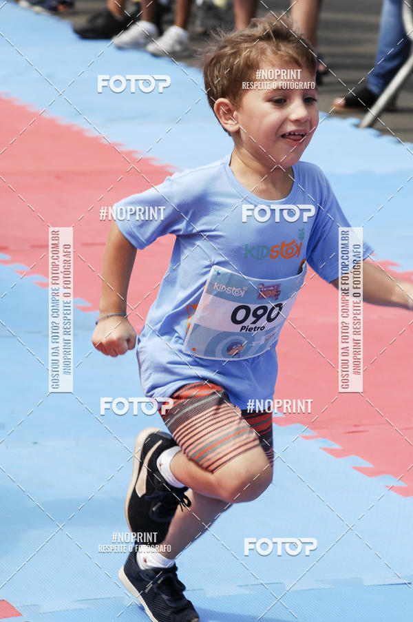 Achetez vos photos de l'vnementCorrida Kids Tivoli sur Fotop