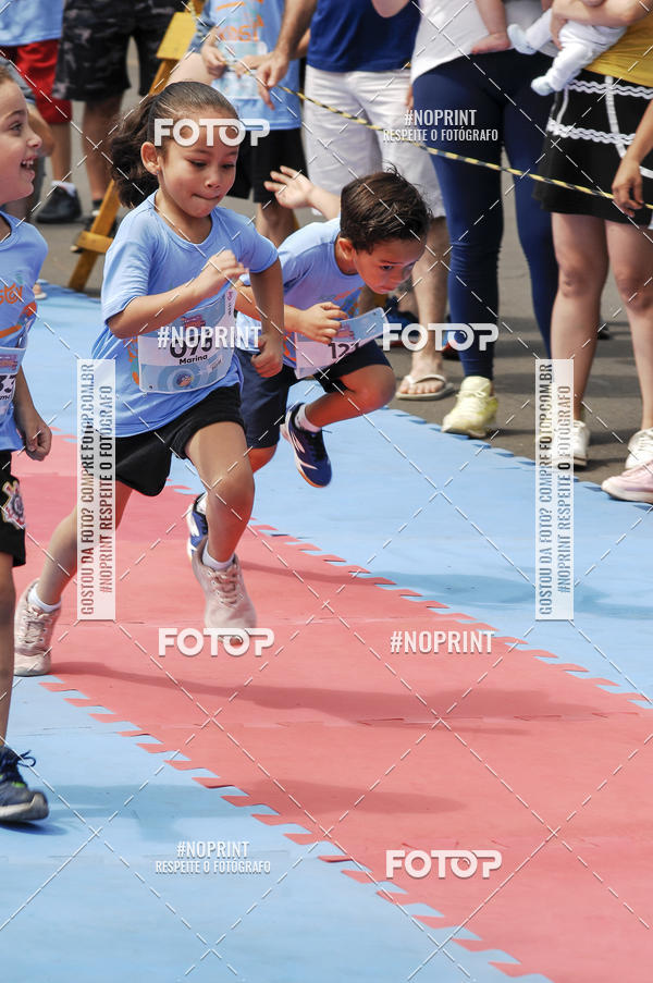 Achetez vos photos de l'vnementCorrida Kids Tivoli sur Fotop