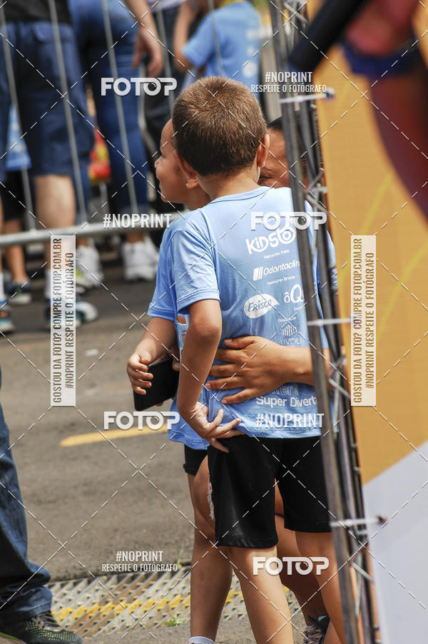 Achetez vos photos de l'vnementCorrida Kids Tivoli sur Fotop