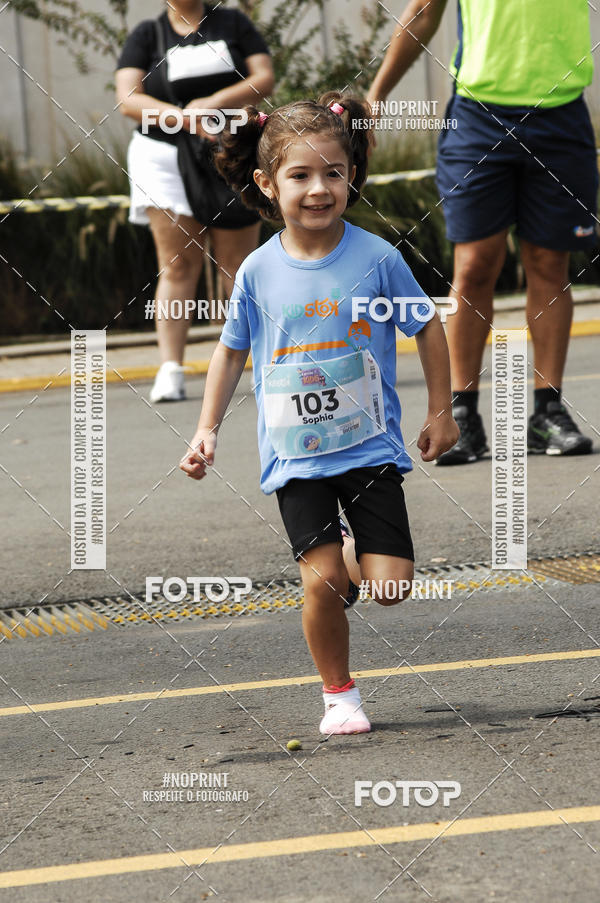 Achetez vos photos de l'vnementCorrida Kids Tivoli sur Fotop