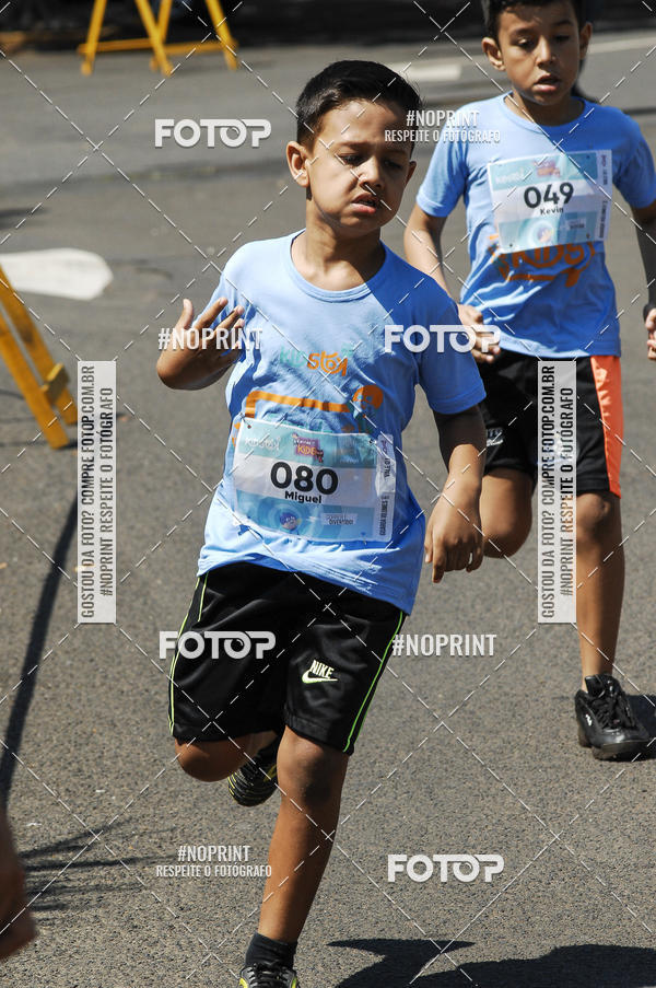 Buy your photos of the eventCorrida Kids Tivoli on Fotop