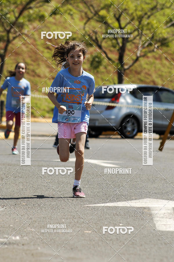 Buy your photos of the eventCorrida Kids Tivoli on Fotop