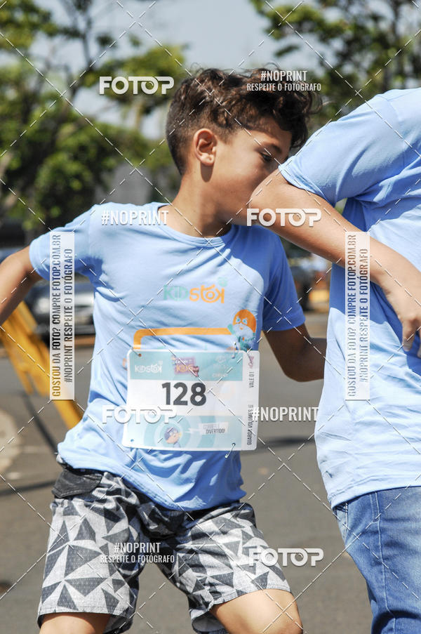 Buy your photos of the eventCorrida Kids Tivoli on Fotop