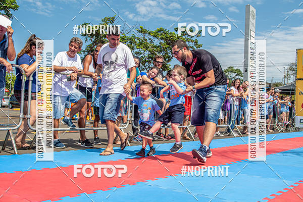 Buy your photos of the eventCorrida Kids Tivoli on Fotop