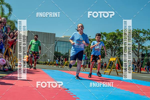 Achetez vos photos de l'vnementCorrida Kids Tivoli sur Fotop