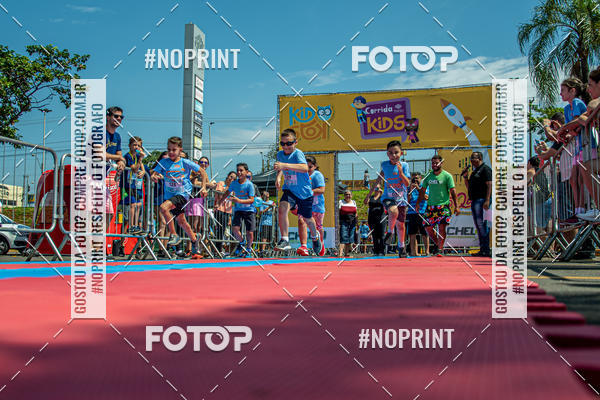 Achetez vos photos de l'vnementCorrida Kids Tivoli sur Fotop