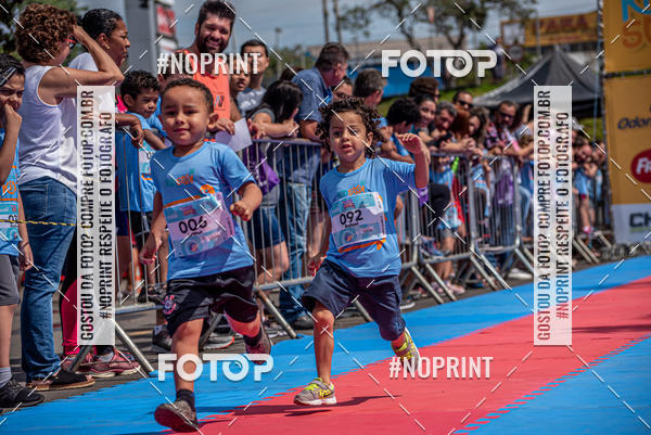 Achetez vos photos de l'vnementCorrida Kids Tivoli sur Fotop