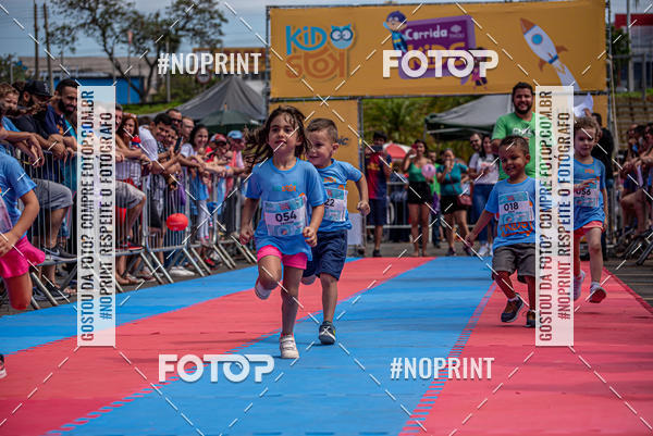 Achetez vos photos de l'vnementCorrida Kids Tivoli sur Fotop