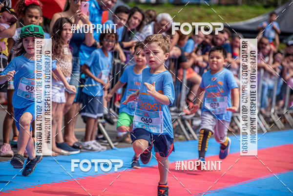 Achetez vos photos de l'vnementCorrida Kids Tivoli sur Fotop