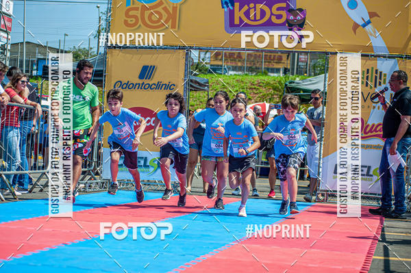 Buy your photos of the eventCorrida Kids Tivoli on Fotop