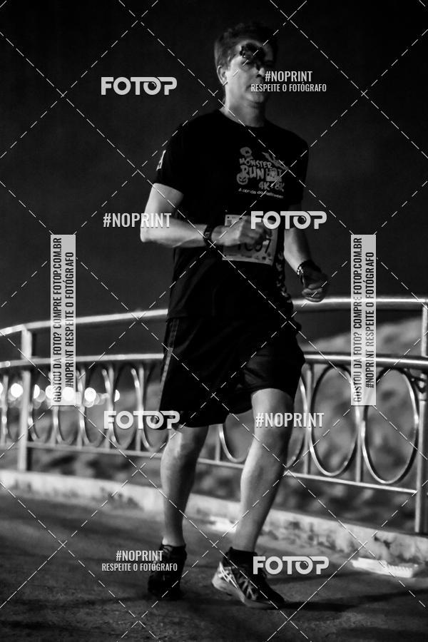 Buy your photos of the eventMONSTER RUN 8K on Fotop