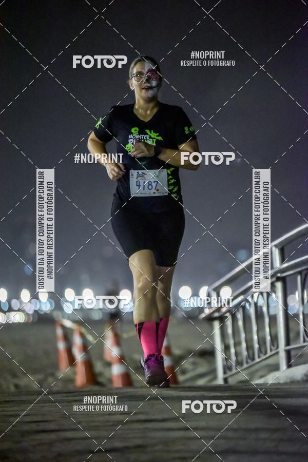 Buy your photos of the eventMONSTER RUN 8K on Fotop