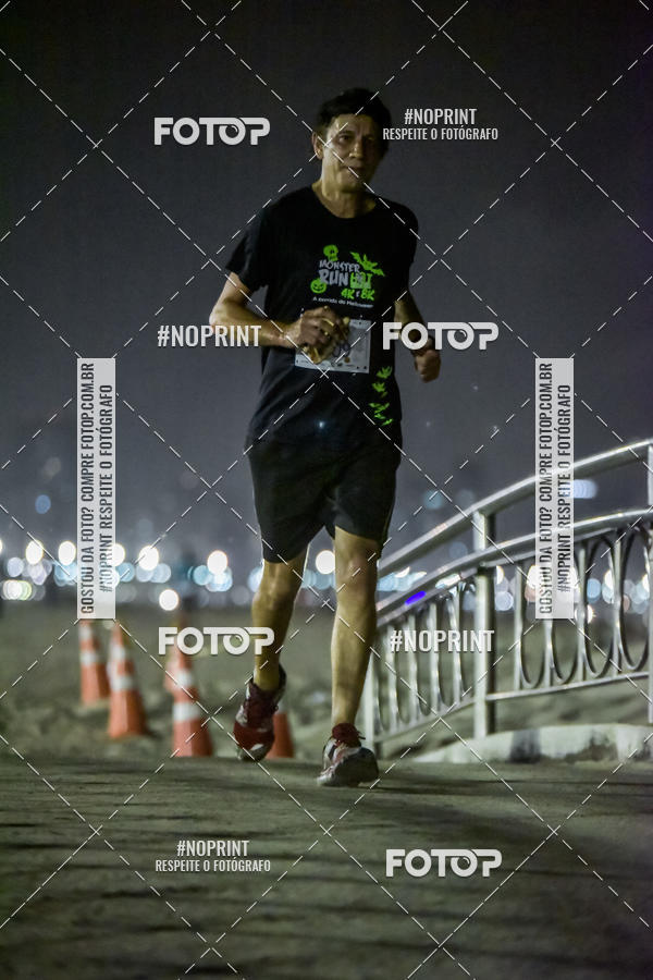 Buy your photos of the eventMONSTER RUN 8K on Fotop