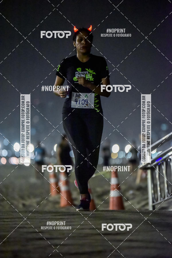 Buy your photos of the eventMONSTER RUN 8K on Fotop