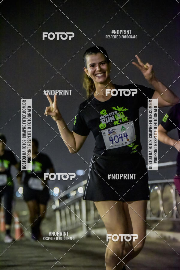 Buy your photos of the eventMONSTER RUN 8K on Fotop