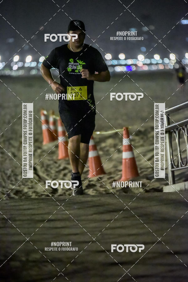 Buy your photos of the eventMONSTER RUN 8K on Fotop