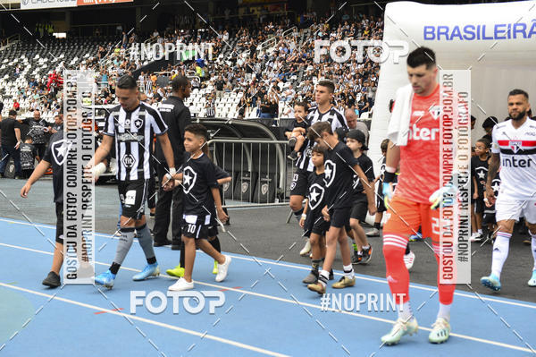 Buy your photos of the eventBotafogo x S�o Paulo � Nilton Santos - 21/09/2019 on Fotop