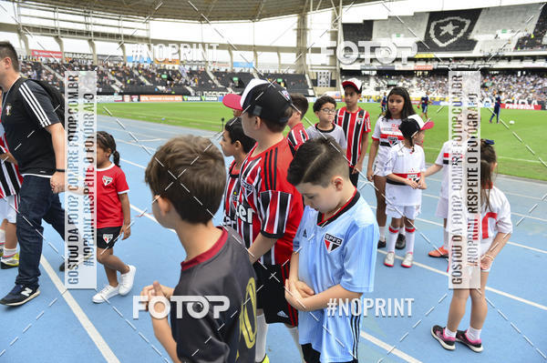 Buy your photos of the eventBotafogo x S�o Paulo � Nilton Santos - 21/09/2019 on Fotop