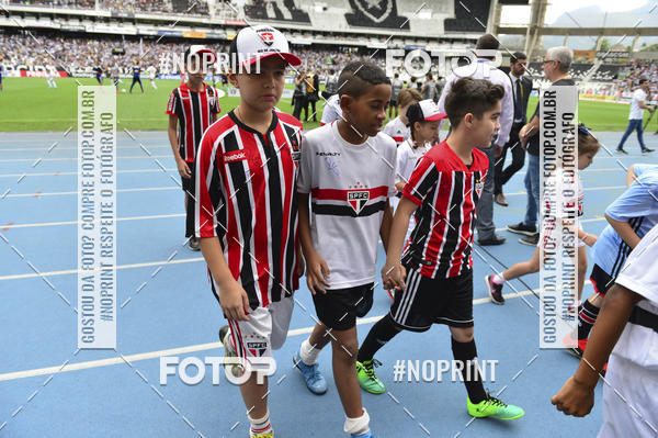 Buy your photos of the eventBotafogo x S�o Paulo � Nilton Santos - 21/09/2019 on Fotop