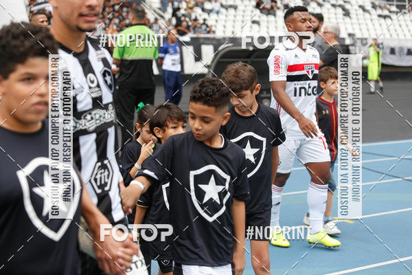 Buy your photos of the eventBotafogo x S�o Paulo � Nilton Santos - 21/09/2019 on Fotop