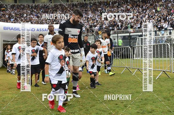 Buy your photos of the eventVasco X Athletico Paranaense � S�o Janu�rio - 22/09/2019 on Fotop