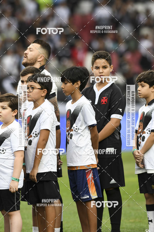 Buy your photos of the eventVasco X Athletico Paranaense � S�o Janu�rio - 22/09/2019 on Fotop