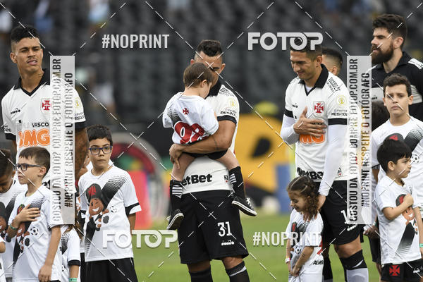 Buy your photos of the eventVasco X Athletico Paranaense � S�o Janu�rio - 22/09/2019 on Fotop