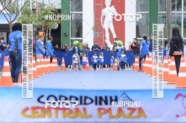 Buy your photos of the eventCorridinha Central Plaza on Fotop