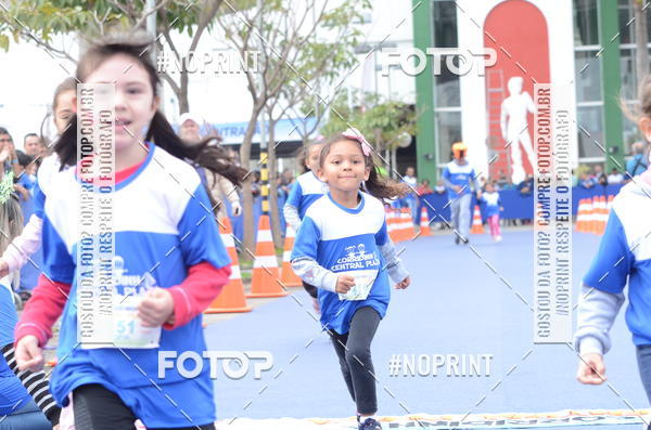 Buy your photos of the eventCorridinha Central Plaza on Fotop