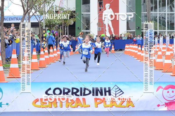 Buy your photos of the eventCorridinha Central Plaza on Fotop