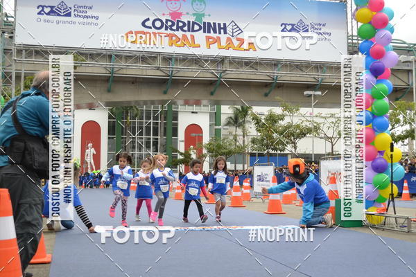 Buy your photos of the eventCorridinha Central Plaza on Fotop